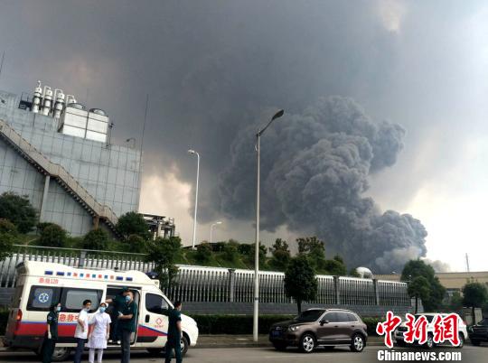 相關部門已趕赴現場 鐘新 攝
